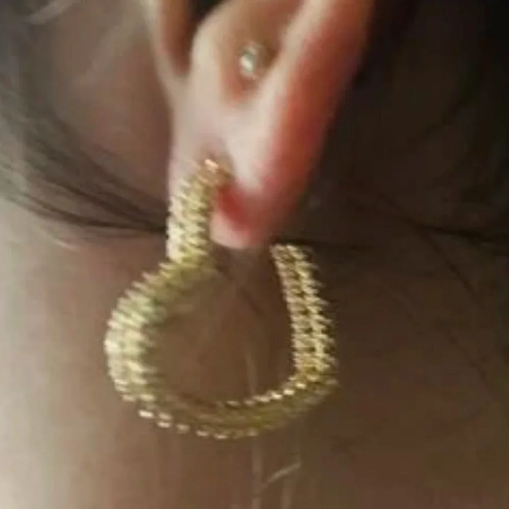 gold toned Heart Design Earrings